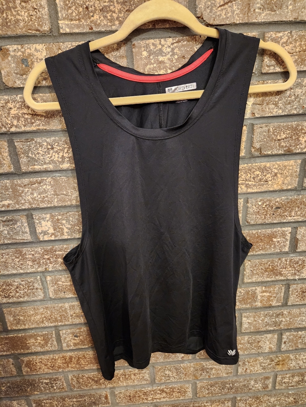 Forever 21 Black Women's Muscle Tanksize Med